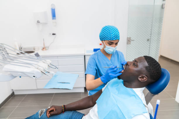 Best Emergency Tooth Extraction in Niantic, CT